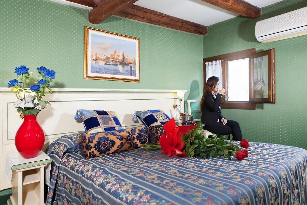 Nuova Residenza Laguna Venise Italie